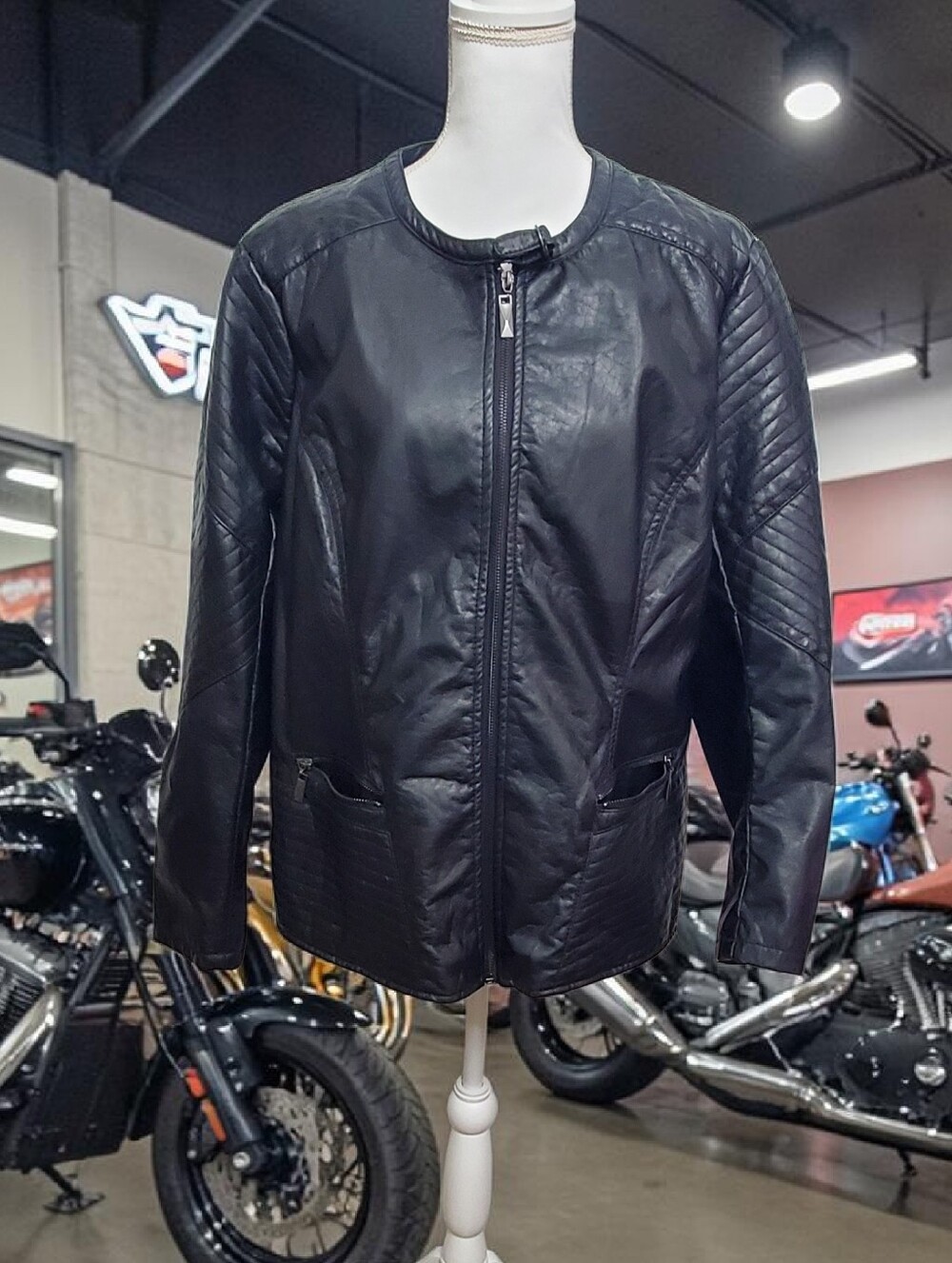 Therapy Black Quilted-Sleeve Faux Leather Moto Jacket. Size 2X.